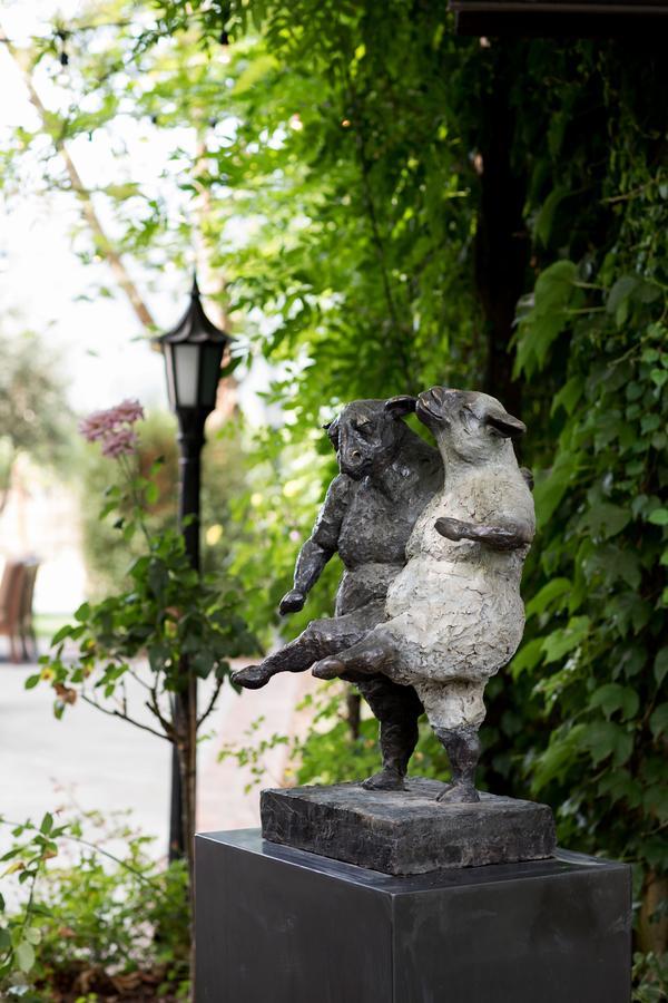 Hotel Harvest St. Helena