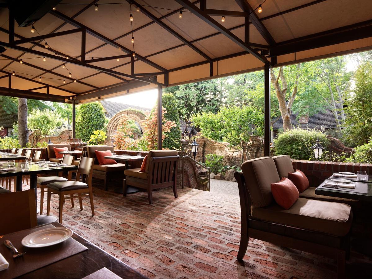 Harvest Hotel St. Helena